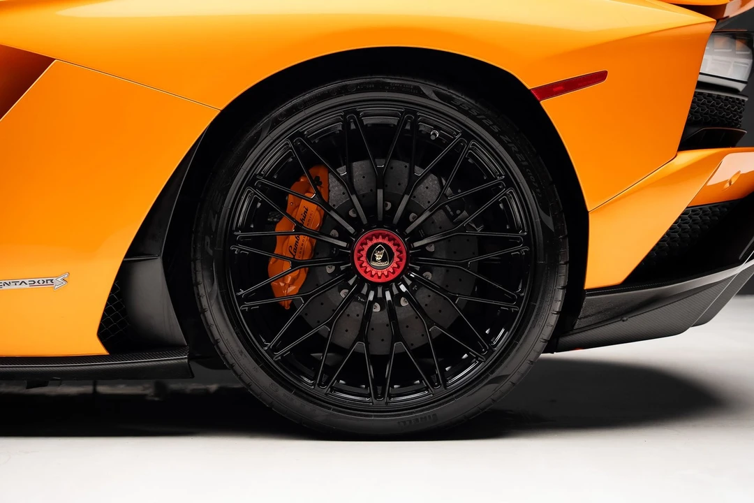 2018 Lamborghini Aventador S LP740-4 - Image 22 of 31