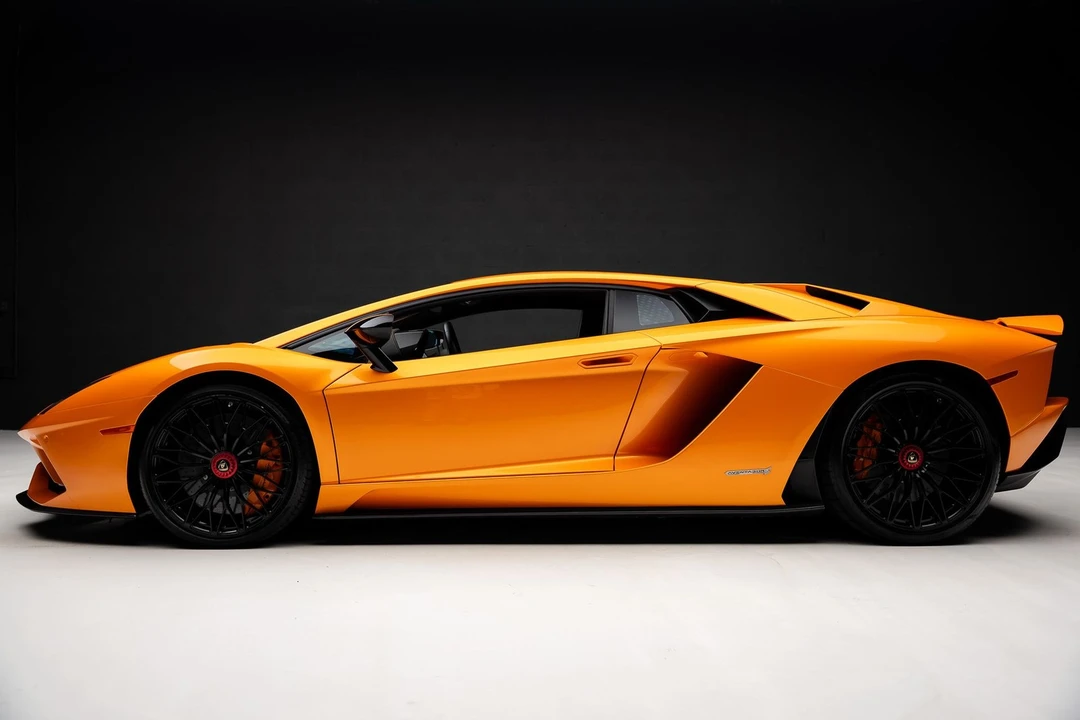 2018 Lamborghini Aventador S LP740-4 - Image 18 of 31