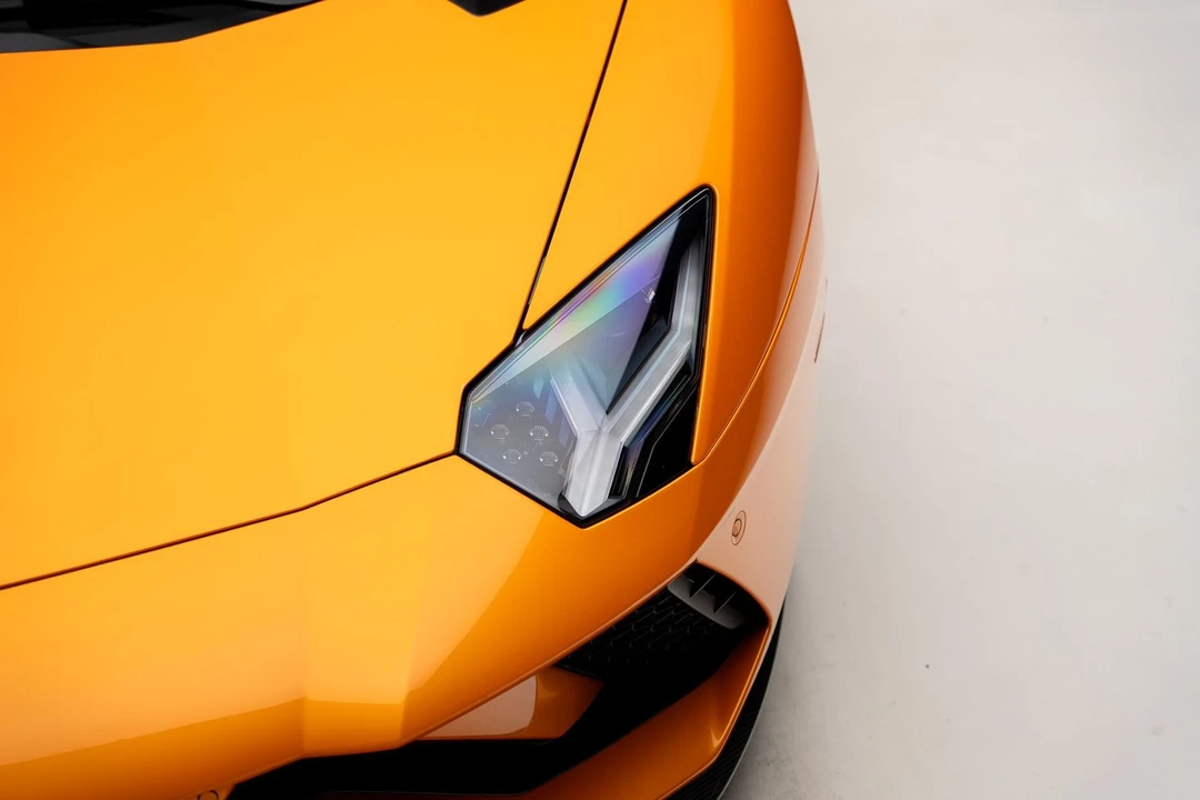 2018 Lamborghini Aventador S LP740-4 - Image 11 of 31