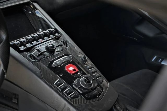 2018 Lamborghini Aventador S LP740-4 - Image 12 of 14