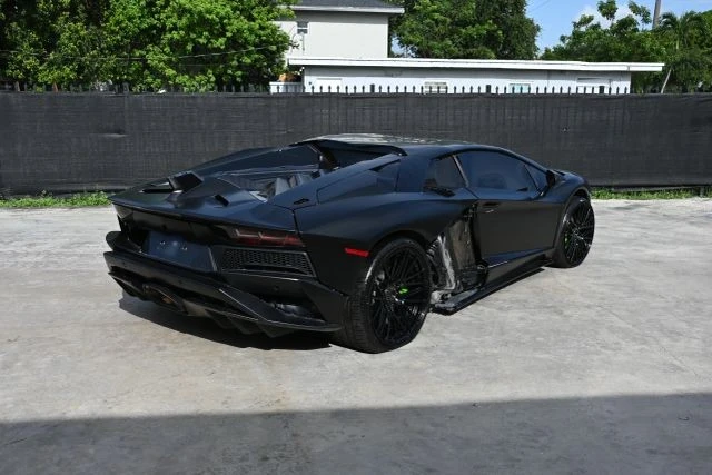 2018 Lamborghini Aventador S LP740-4 - Image 5 of 14