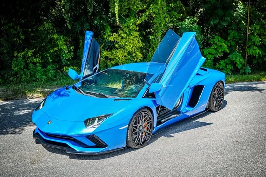 2018 Lamborghini Aventador S LP 740-4