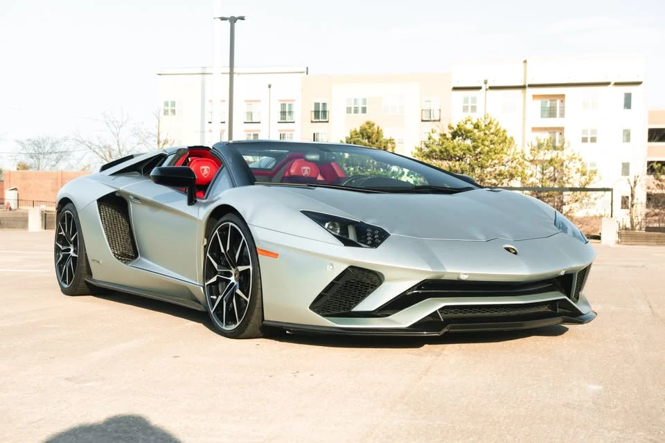 2018 Lamborghini Aventador S LP740-4 Roadster - Image 2 of 3