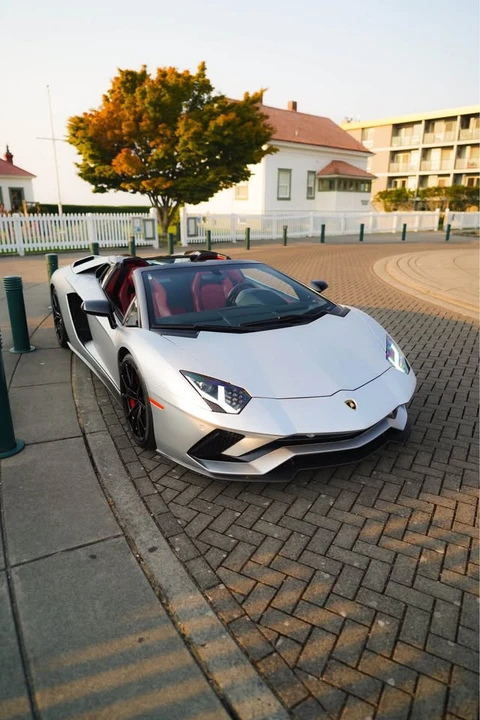 2018 Lamborghini Aventador S LP740-4 Roadster - Image 7 of 11