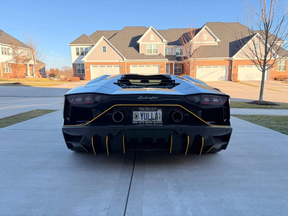 2018 Lamborghini Aventador S LP740-4 - Image 9 of 21