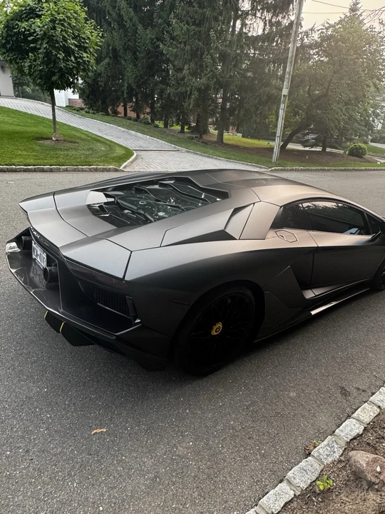 2018 Lamborghini Aventador S LP740-4 - Image 9 of 19