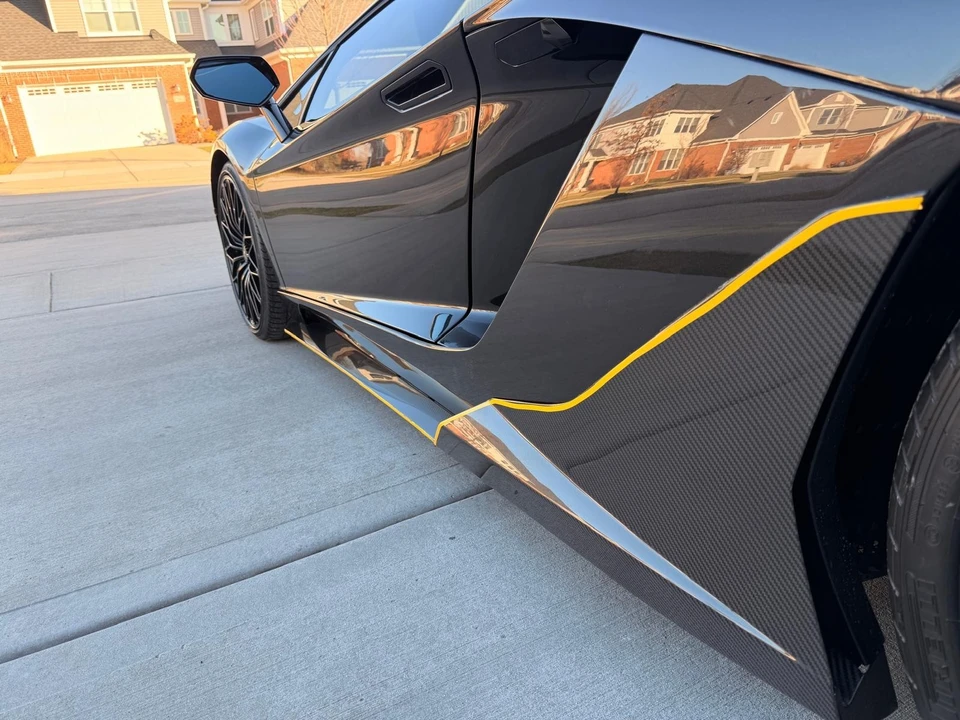 2018 Lamborghini Aventador S LP740-4 - Image 20 of 21