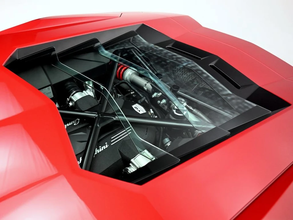2018 Lamborghini Aventador S LP740-4 - Image 28 of 31
