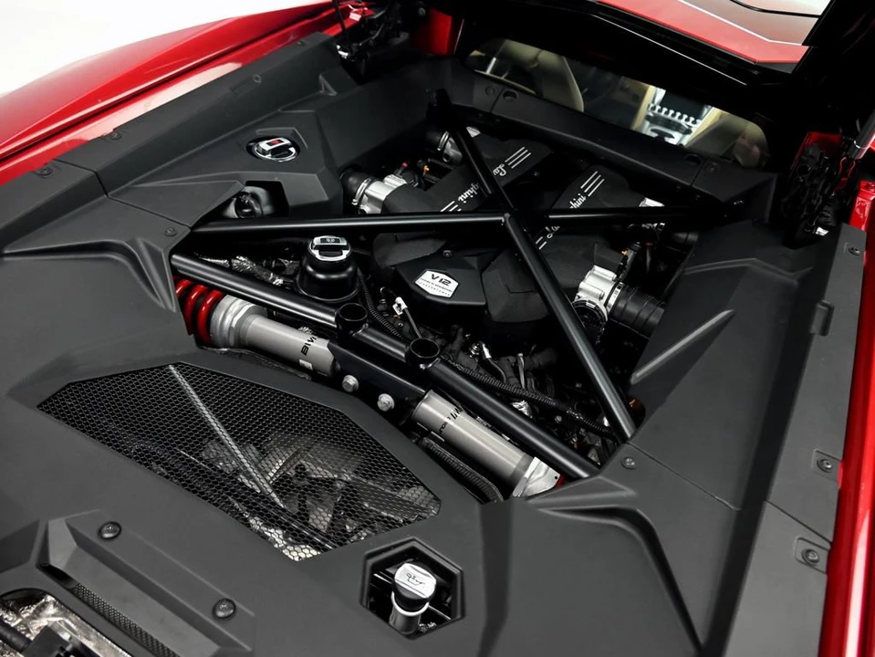 2018 Lamborghini Aventador S LP740-4 - Image 26 of 31