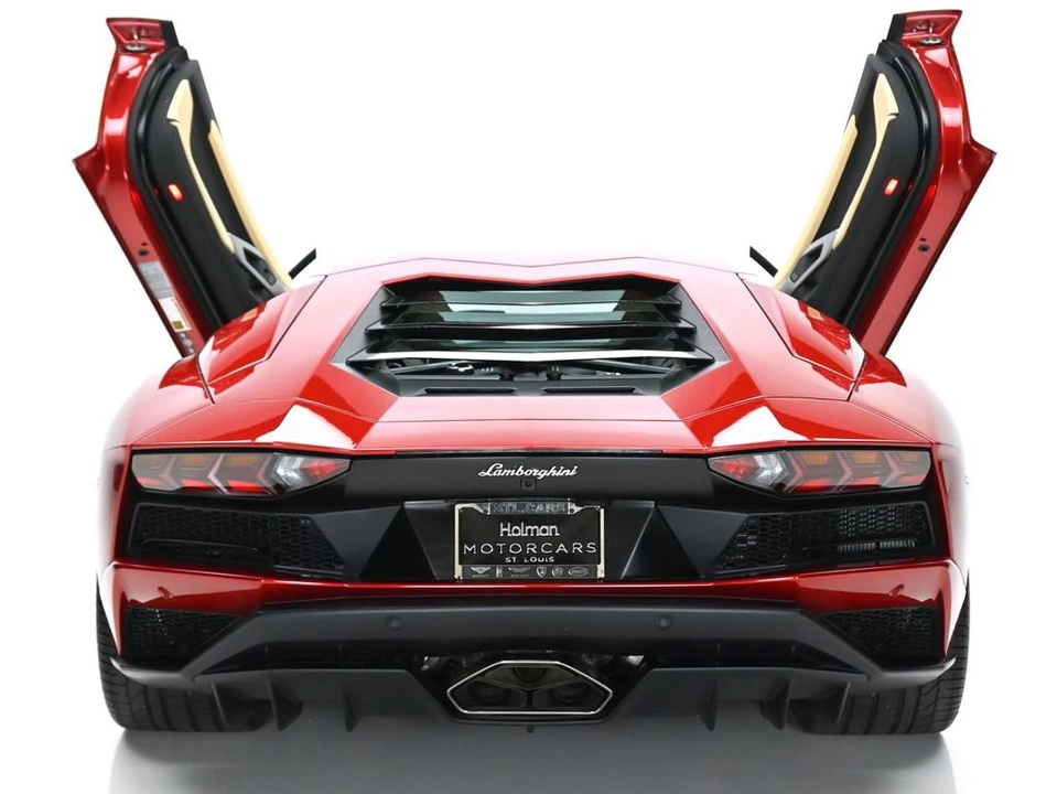 2018 Lamborghini Aventador S LP740-4 - Image 30 of 31