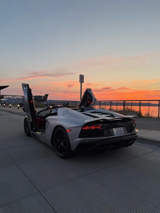 2018 Lamborghini Aventador S LP740-4 - Image 2 of 17