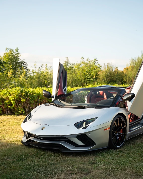 2018 Lamborghini Aventador S LP740-4 - Image 8 of 17