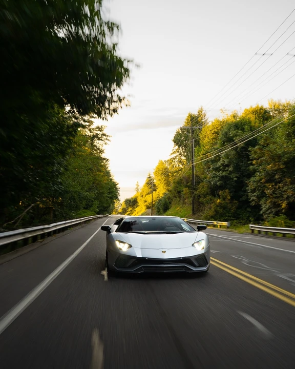 2018 Lamborghini Aventador S LP740-4 - Image 7 of 17