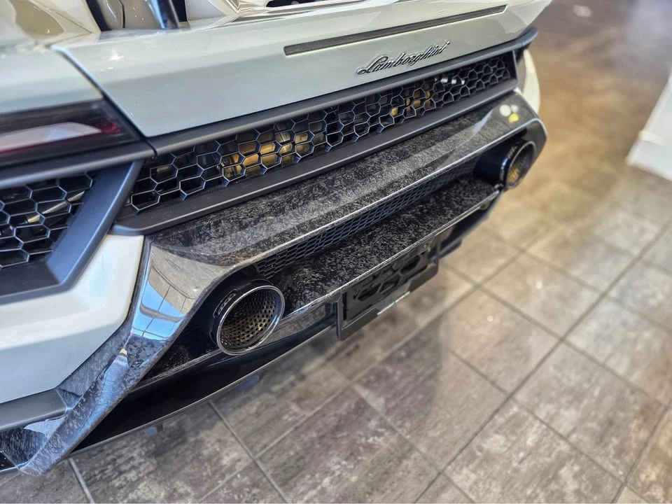 2018 Lamborghini Huracan - Image 7 of 20