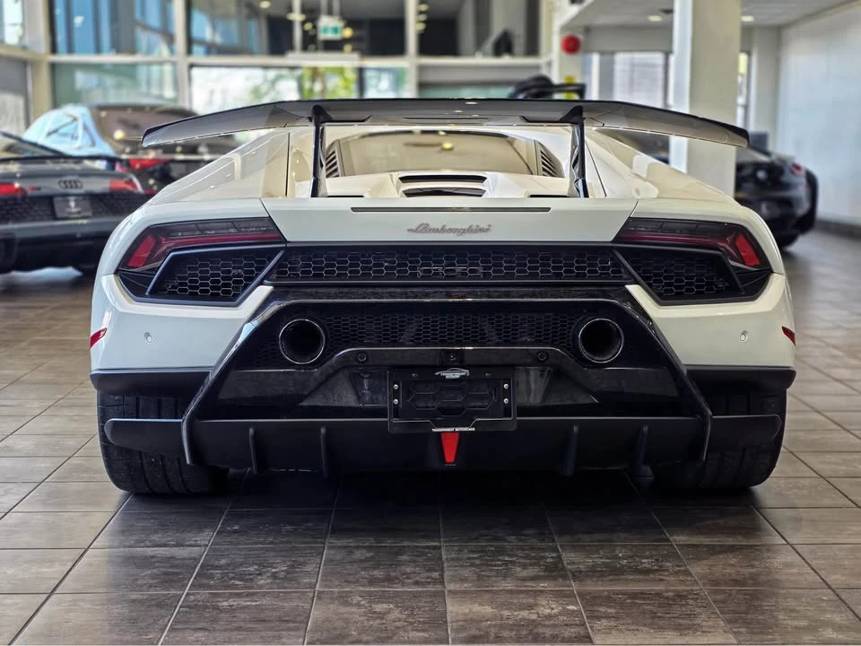 2018 Lamborghini Huracan - Image 5 of 20