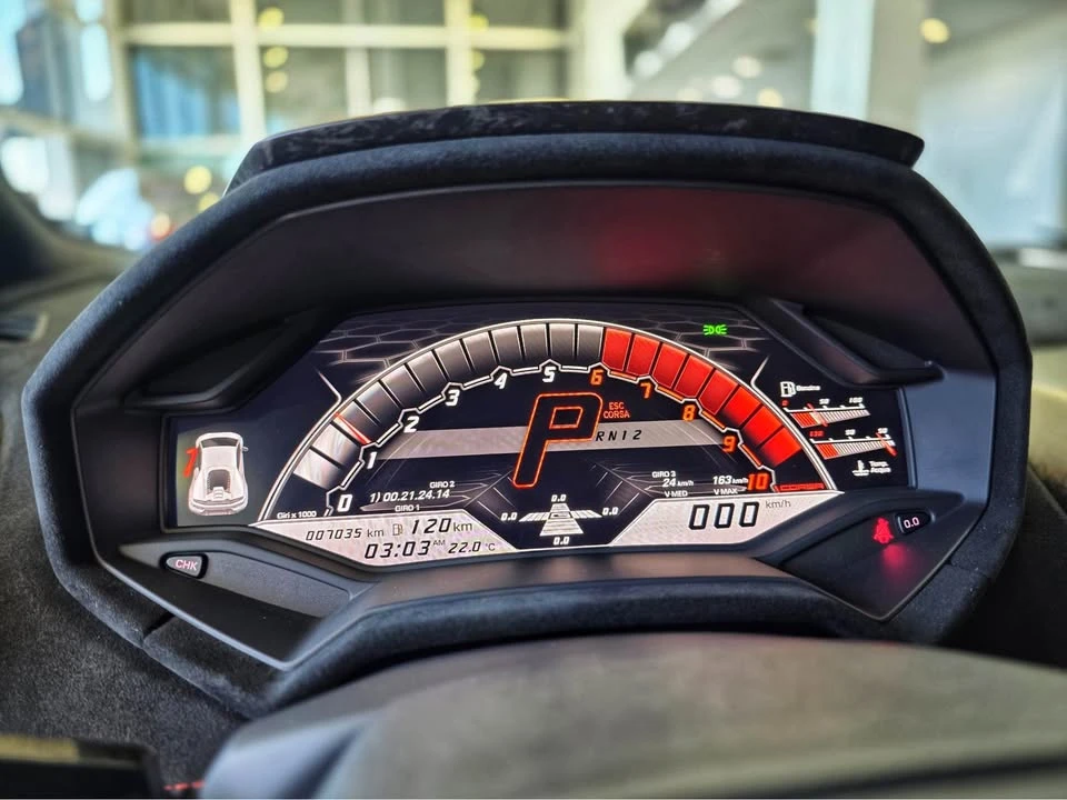 2018 Lamborghini Huracan - Image 19 of 20
