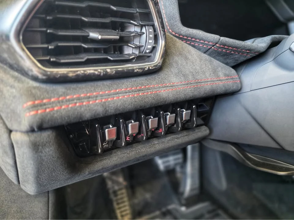 2018 Lamborghini Huracan - Image 17 of 20