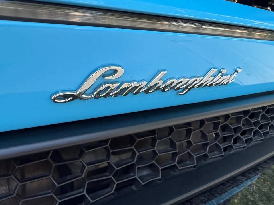 2018 Lamborghini Huracan - Image 13 of 20