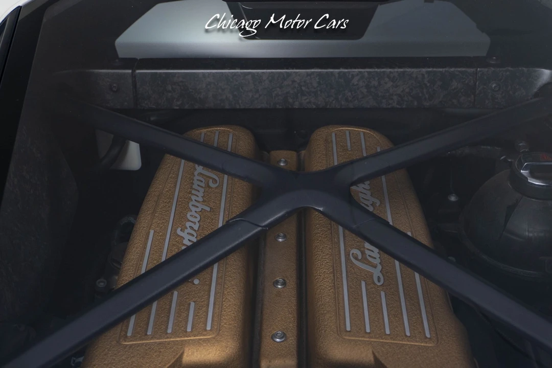 2018 Lamborghini Huracan - Image 17 of 31