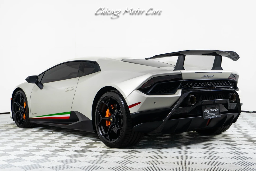 2018 Lamborghini Huracan - Image 18 of 31