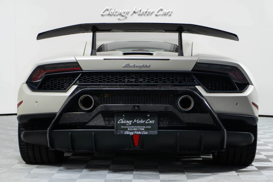 2018 Lamborghini Huracan - Image 16 of 31