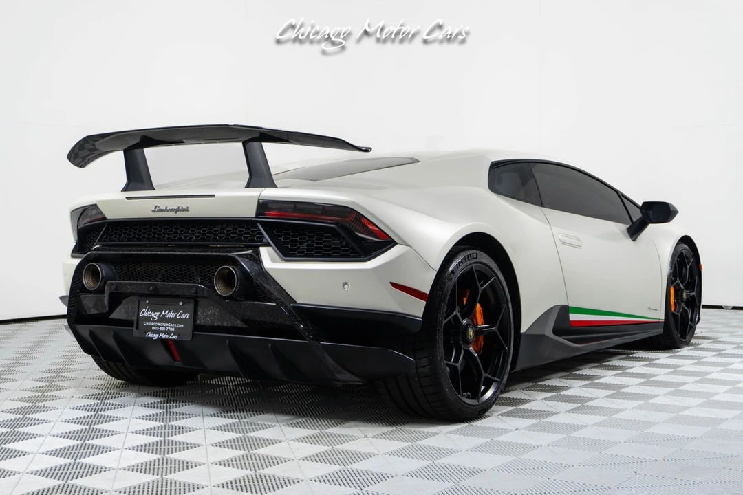 2018 Lamborghini Huracan - Image 13 of 31
