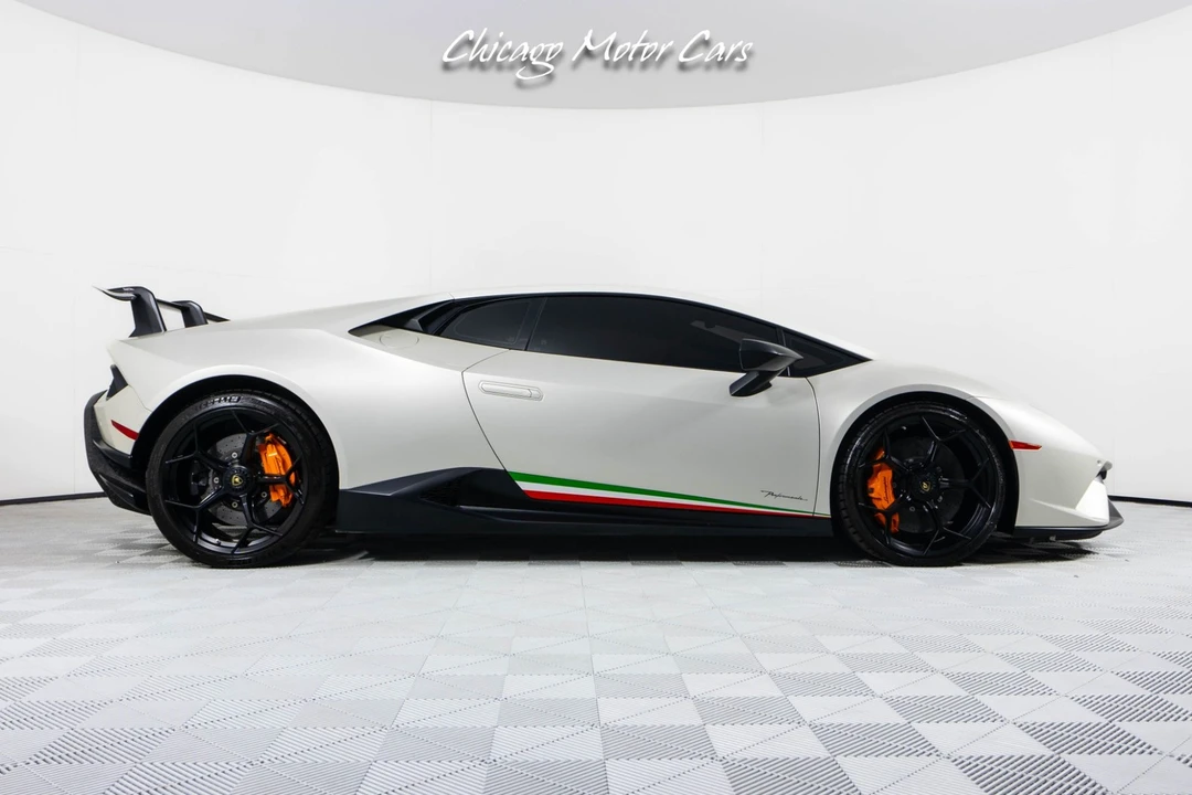 2018 Lamborghini Huracan - Image 10 of 31