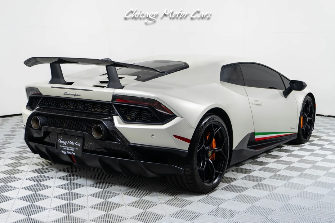 2018 Lamborghini Huracan - Image 14 of 31