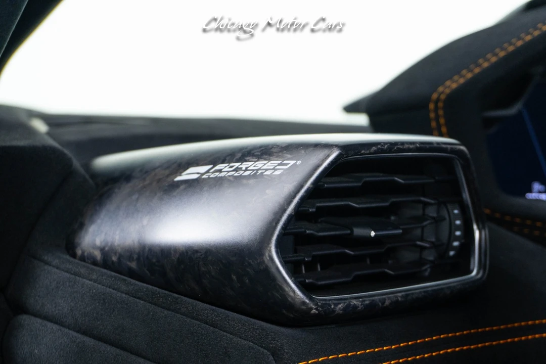 2018 Lamborghini Huracan - Image 29 of 31