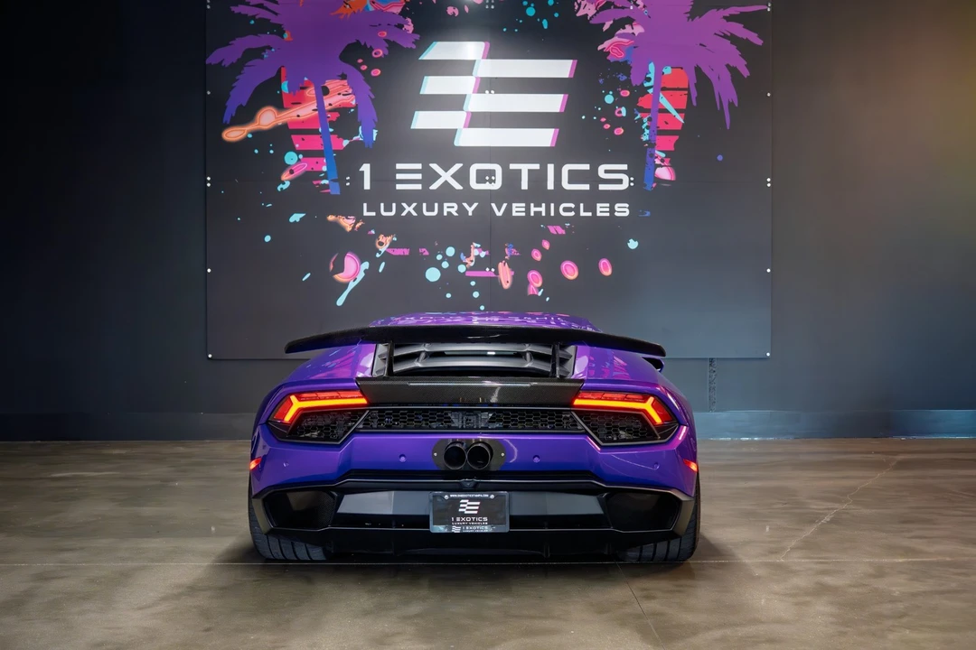 2018 Lamborghini Huracan - Image 5 of 31
