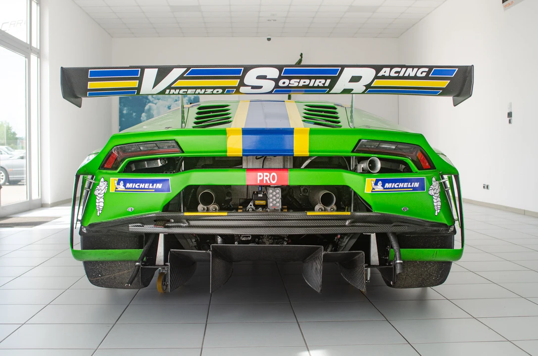 2018 Lamborghini Huracan LP640-4 EVO - Image 11 of 31