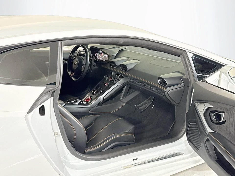 2018 Lamborghini Huracan LP580-2 - Image 9 of 18