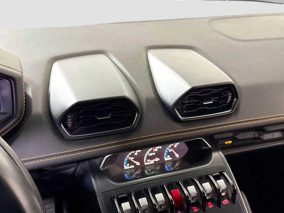 2018 Lamborghini Huracan LP580-2 - Image 6 of 18