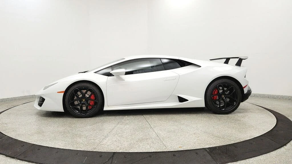 2018 Lamborghini Huracan LP580-2 - Image 2 of 31