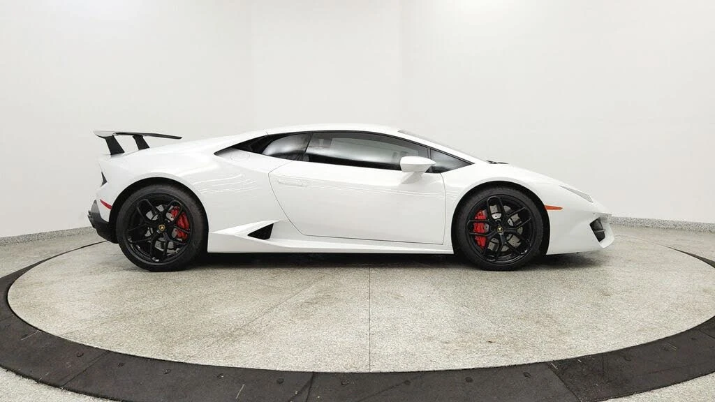 2018 Lamborghini Huracan LP580-2 - Image 6 of 31