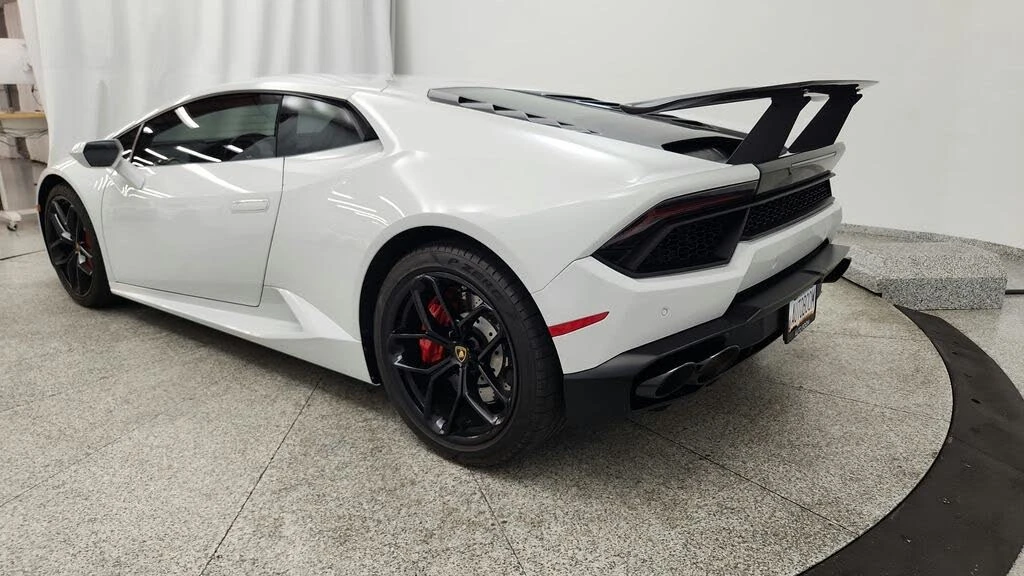 2018 Lamborghini Huracan LP580-2 - Image 18 of 31