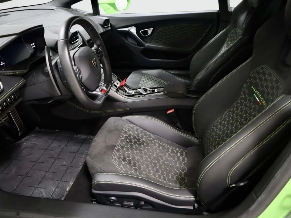 2018 Lamborghini Huracan LP580-2 - Image 18 of 31