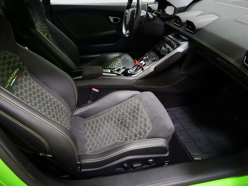 2018 Lamborghini Huracan LP580-2 - Image 12 of 31