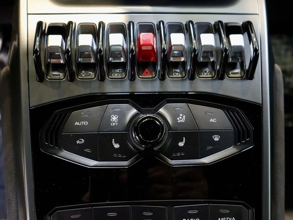 2018 Lamborghini Huracan LP580-2 - Image 29 of 31