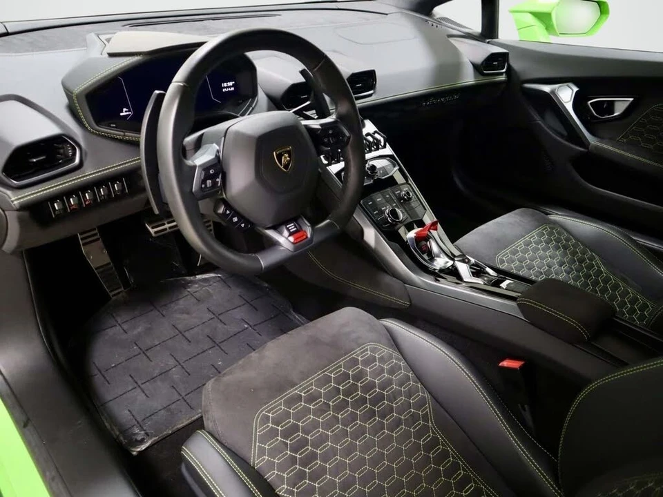 2018 Lamborghini Huracan LP580-2 - Image 17 of 31