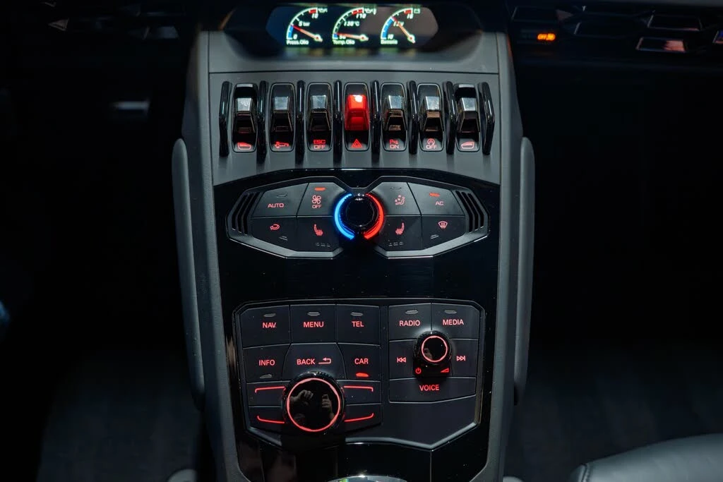 2018 Lamborghini Huracan LP580-2 - Image 25 of 31