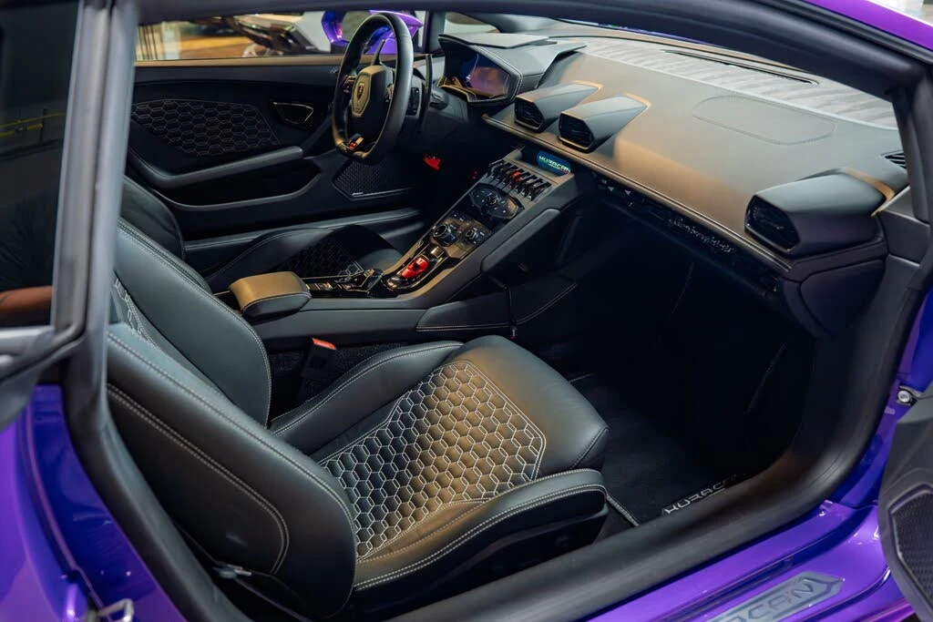 2018 Lamborghini Huracan LP580-2 - Image 10 of 31