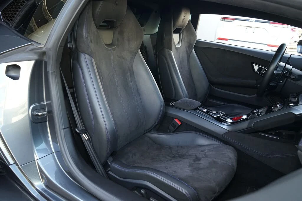 2018 Lamborghini Huracan LP580-2 - Image 4 of 23