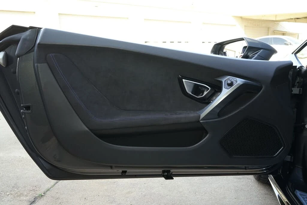2018 Lamborghini Huracan LP580-2 - Image 14 of 23