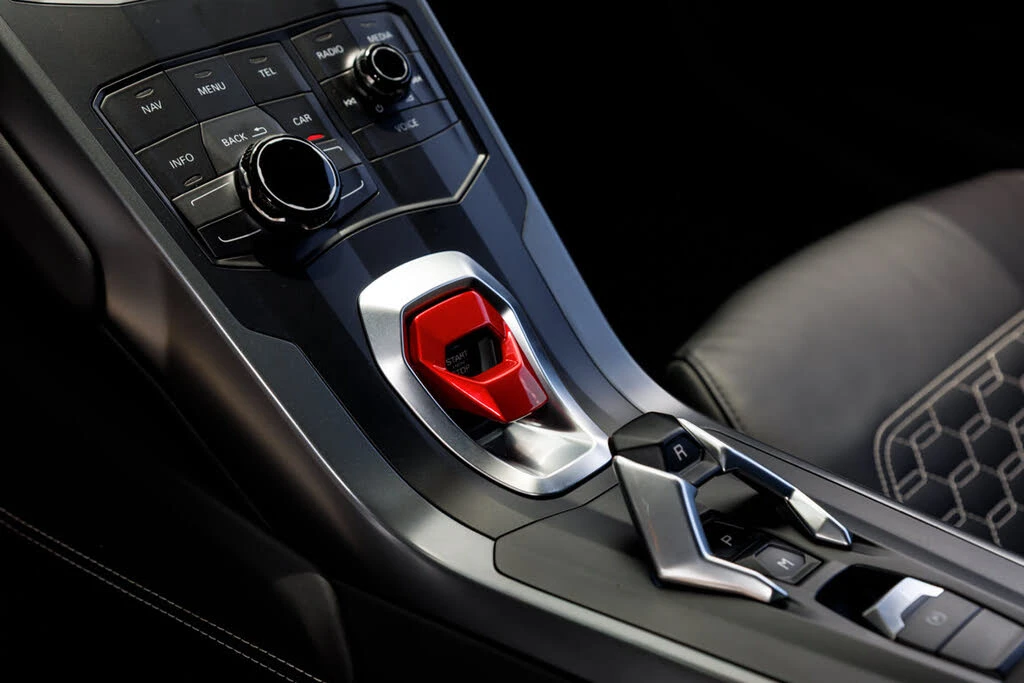 2018 Lamborghini Huracan LP580-2 - Image 24 of 31