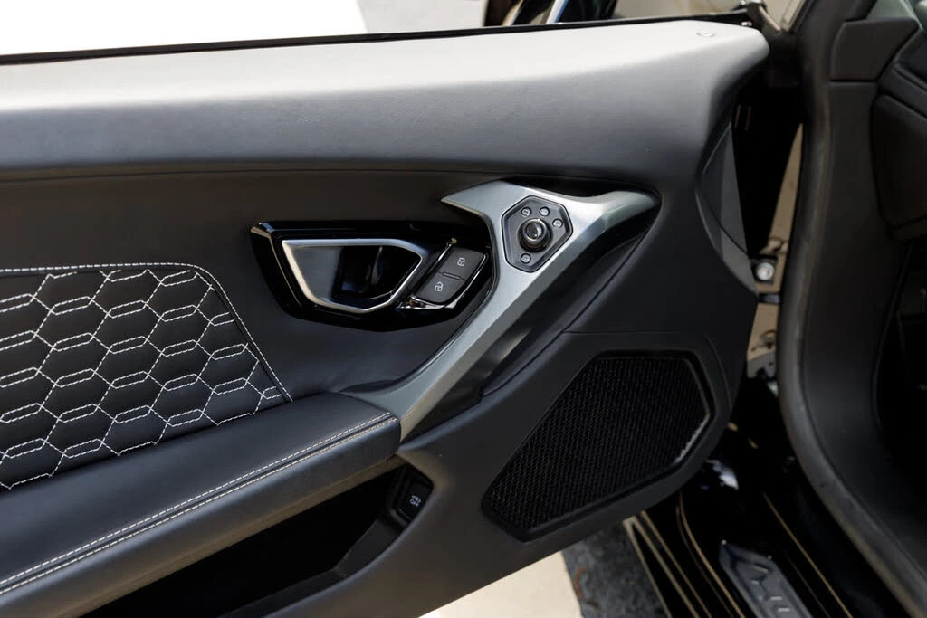 2018 Lamborghini Huracan LP580-2 - Image 20 of 31