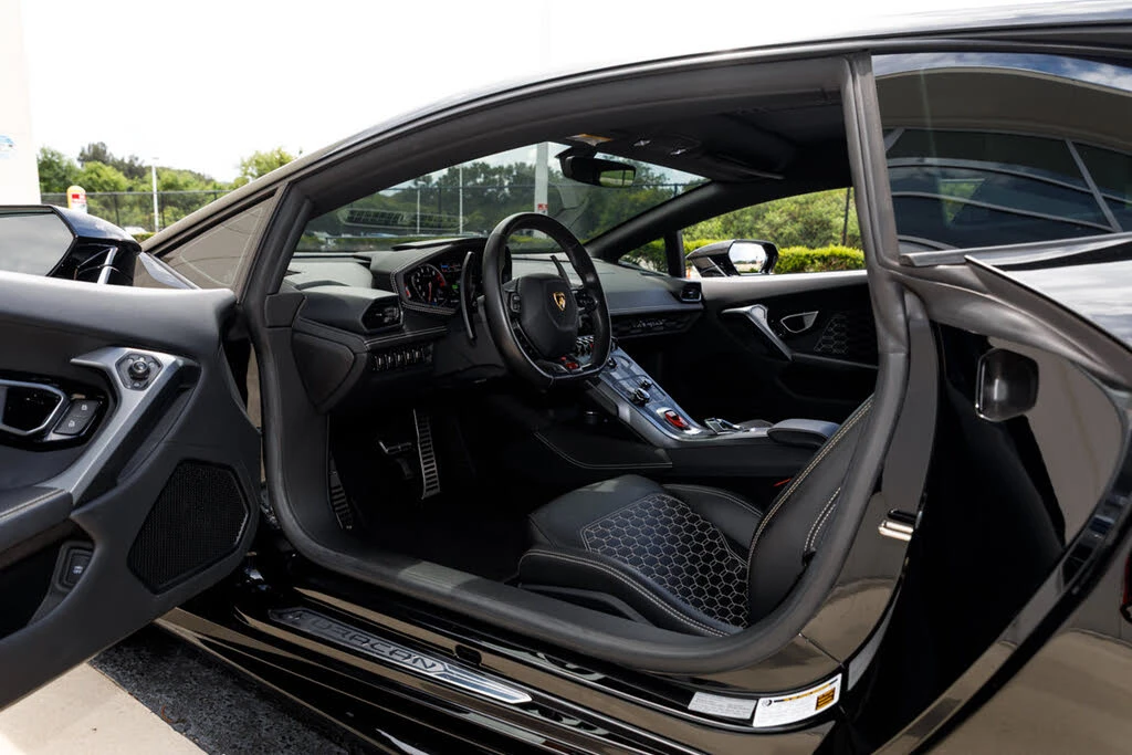 2018 Lamborghini Huracan LP580-2 - Image 21 of 31