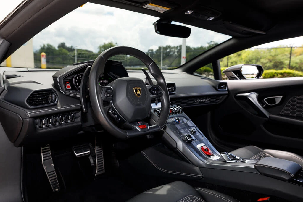 2018 Lamborghini Huracan LP580-2 - Image 23 of 31