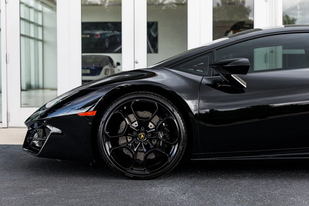 2018 Lamborghini Huracan LP580-2 - Image 8 of 31