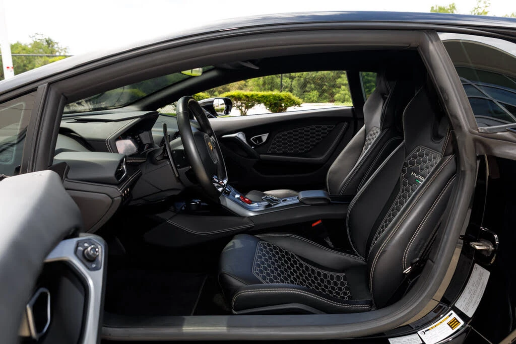 2018 Lamborghini Huracan LP580-2 - Image 25 of 31